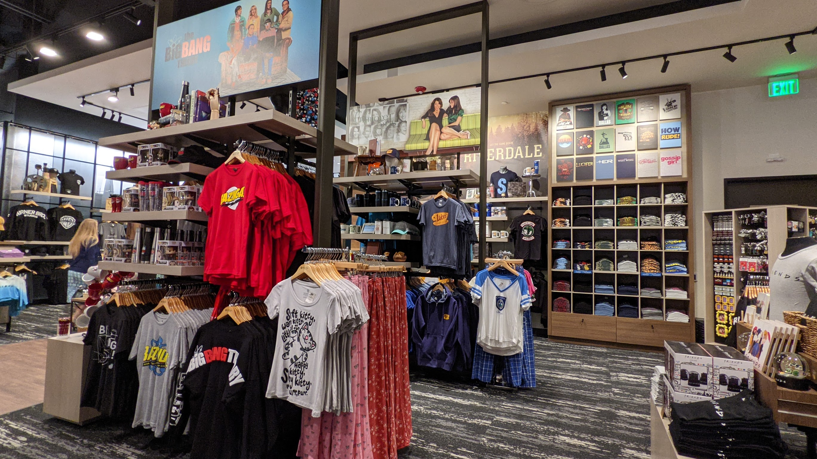 Warner Bros. Studio Tour Hollywood Reopens with New Offerings – Theme ...