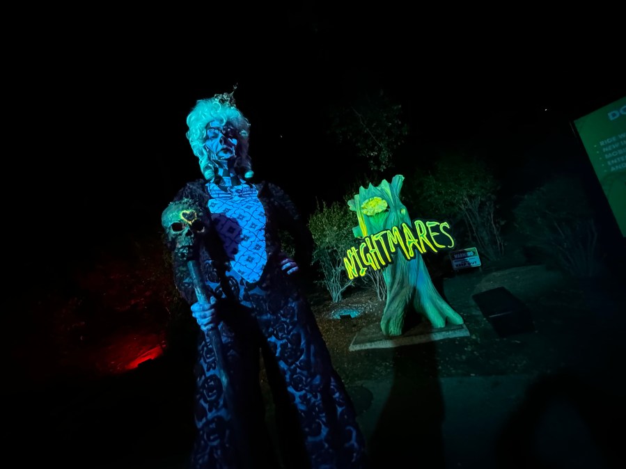 SIX FLAGS MAGIC MOUNTAIN - FRIGHT FEST EXTREME 2024
